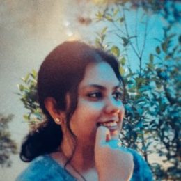 Profile picture of Yeshyeshwini G